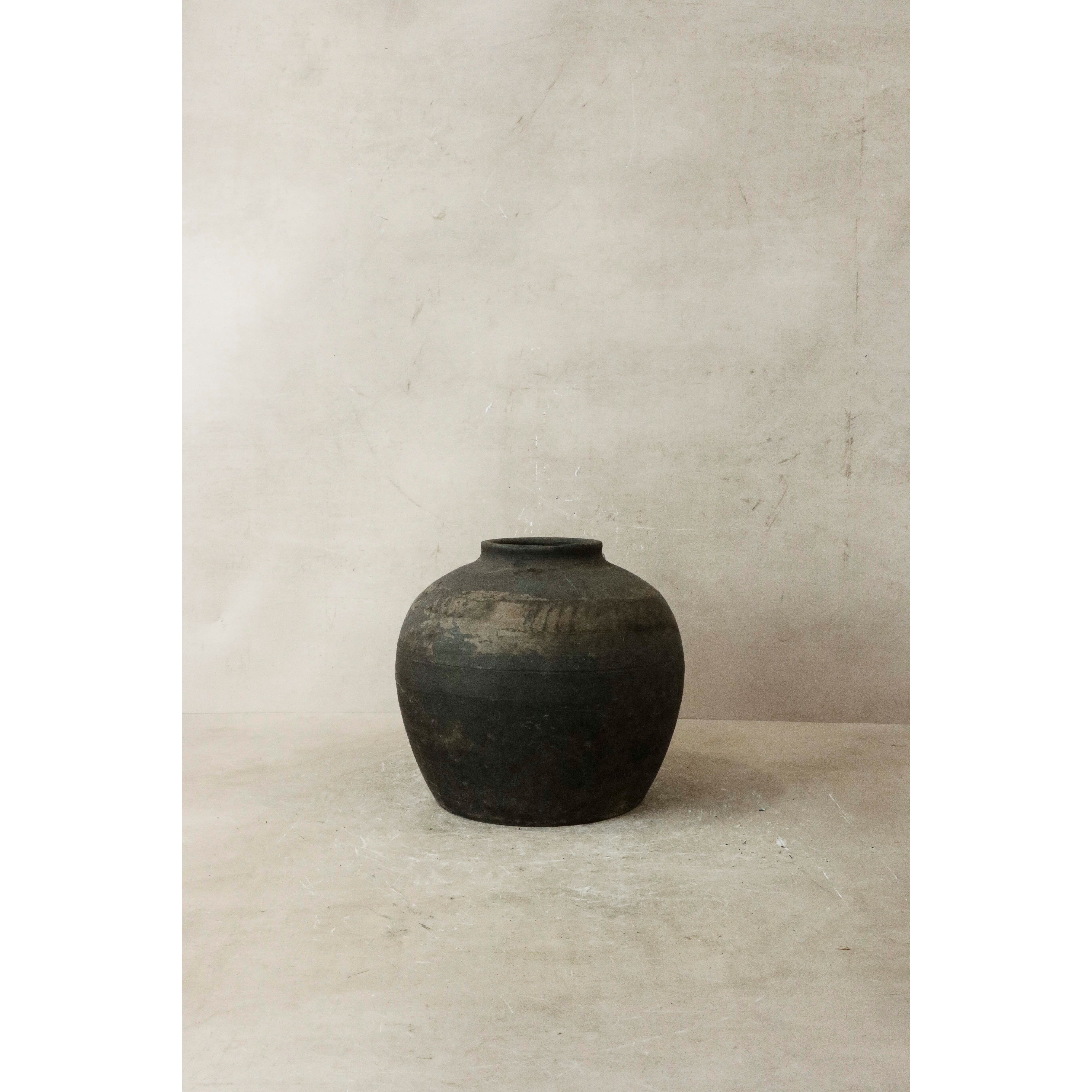 Vintage Dark Pot n° 33