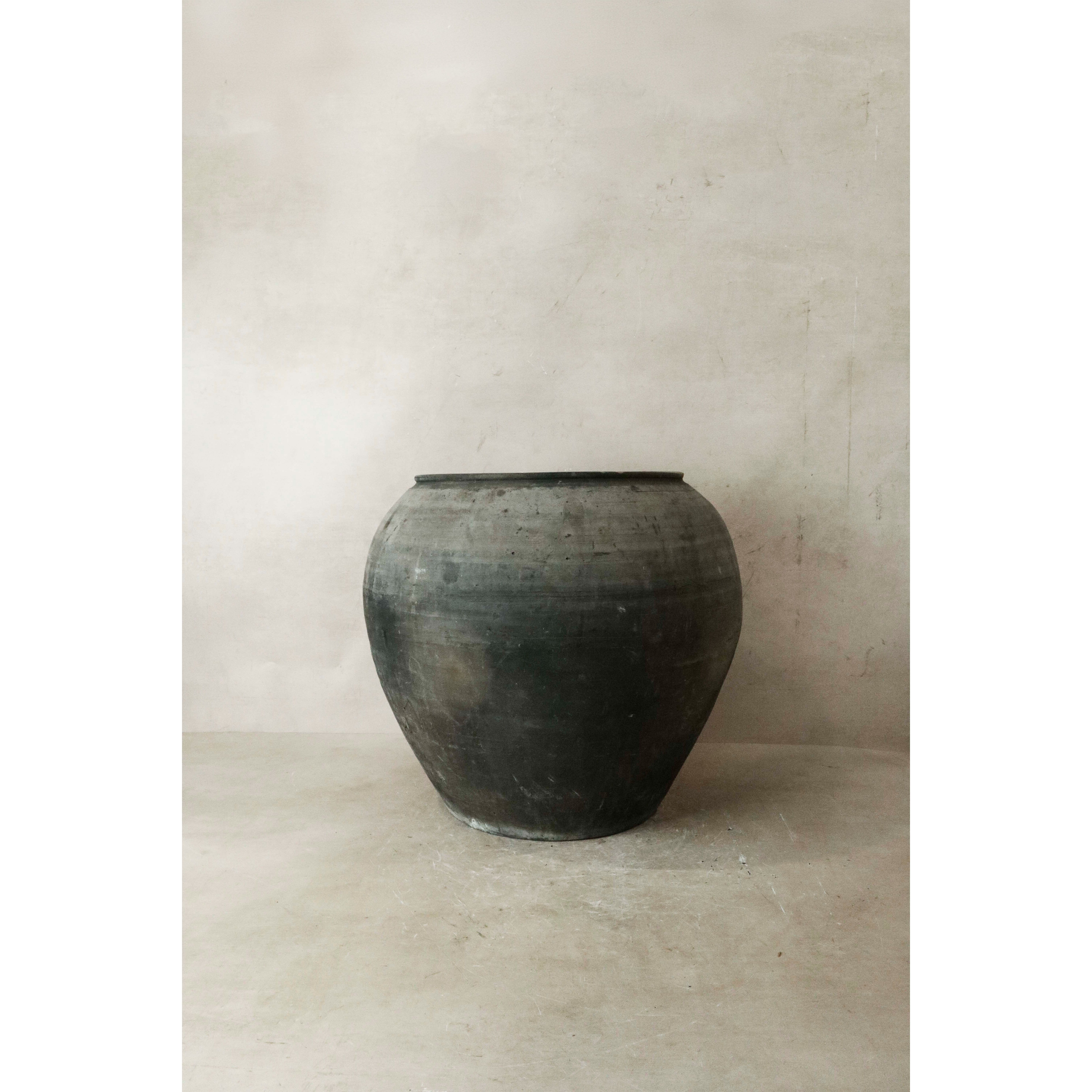 Vintage Dark Pot n° 026