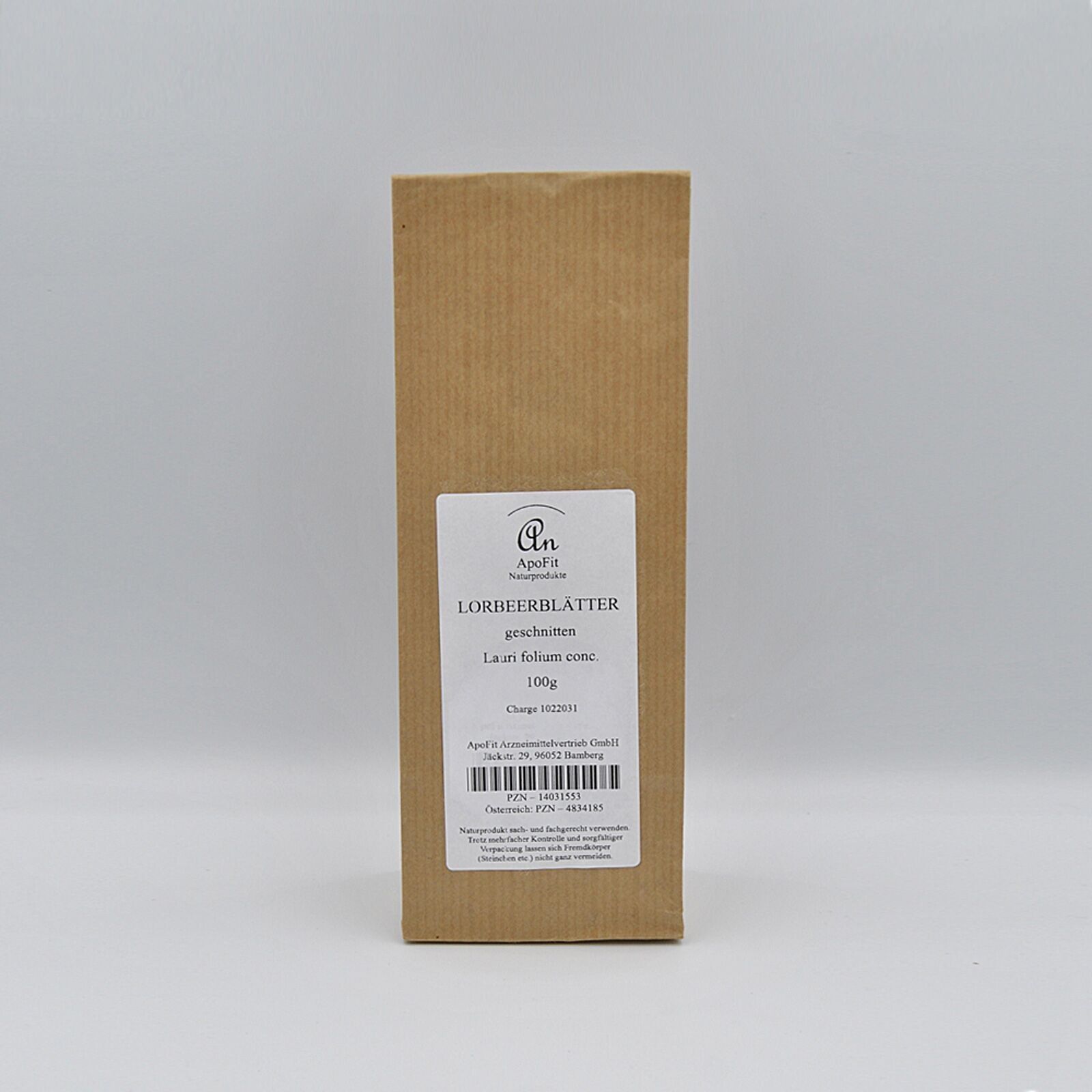 Cortar hojas de laurel