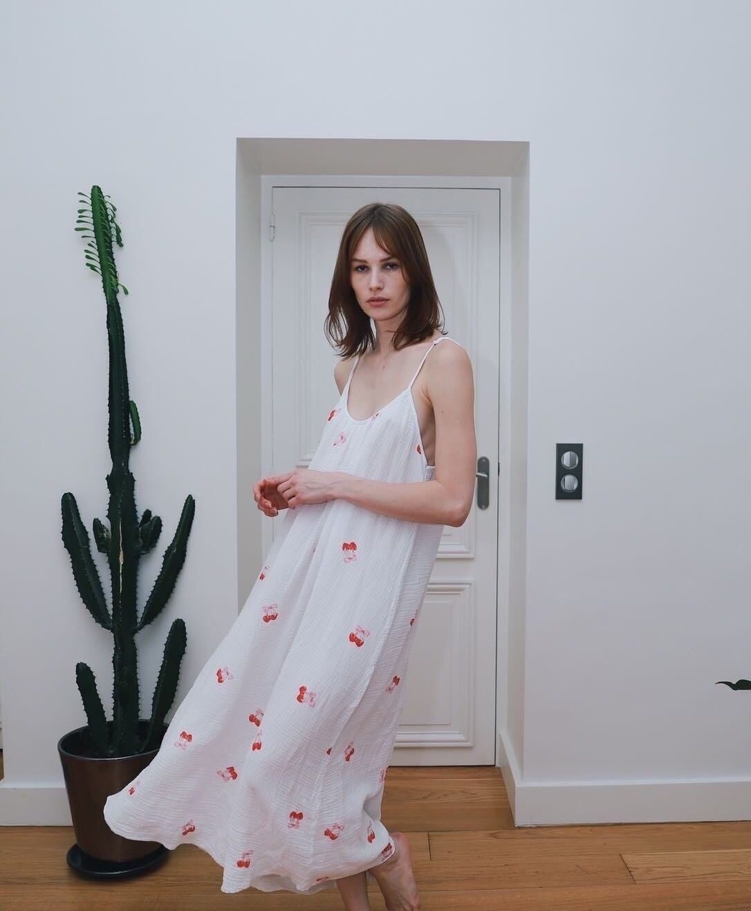 Abito midi con spalline - GG104