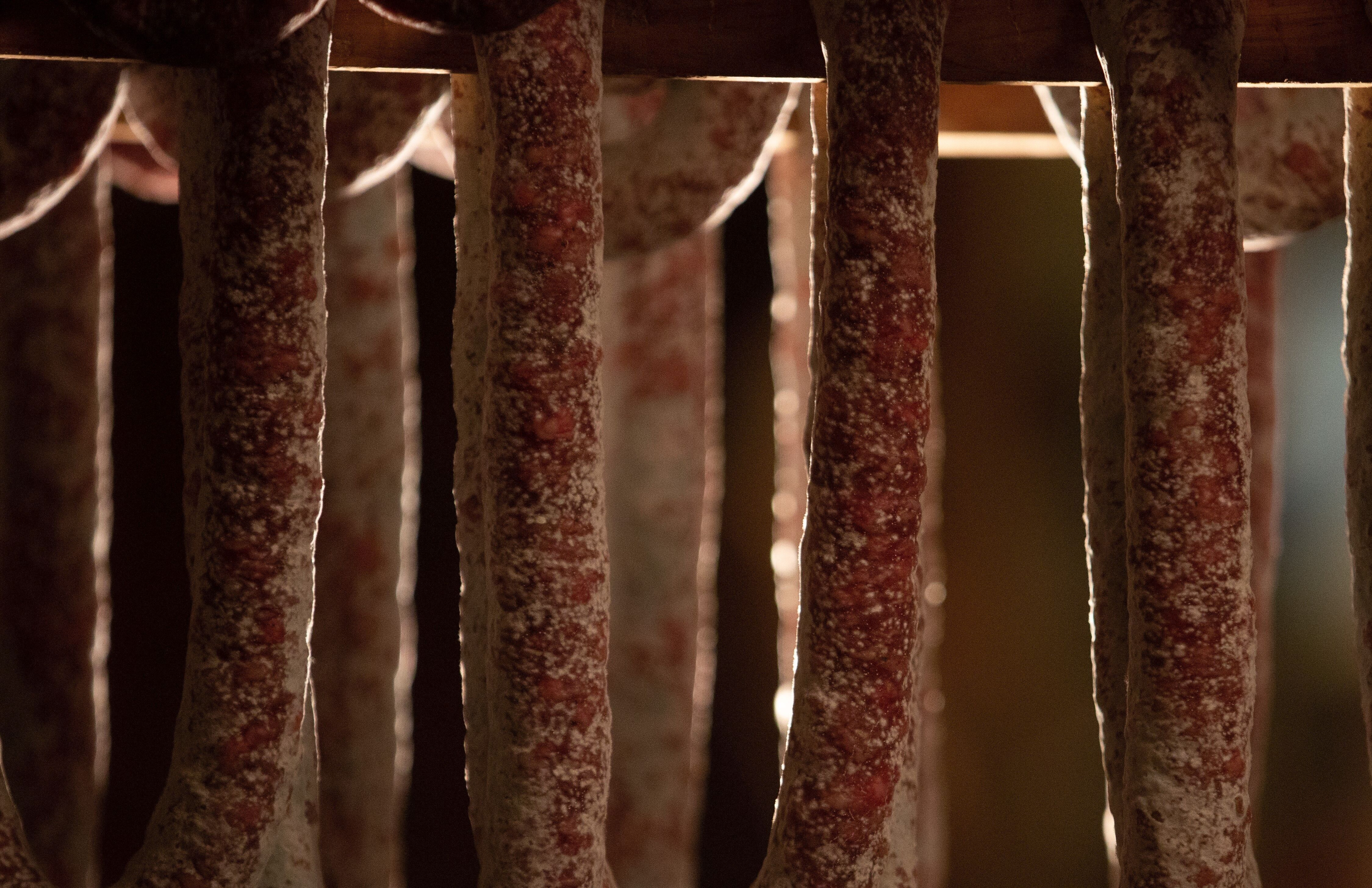 Confezione di salsiccia secca sfusa 10 andata e ritorno - senza aggiunta di sale nitrito