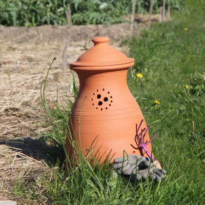 Composteur Semi-Entérré Le Pure Garden – L’Art du Compostage Durable et Design