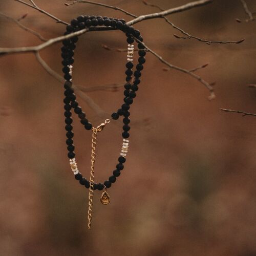 Collier Mala de Fumée Sacrée en Pierre de Lave Noire