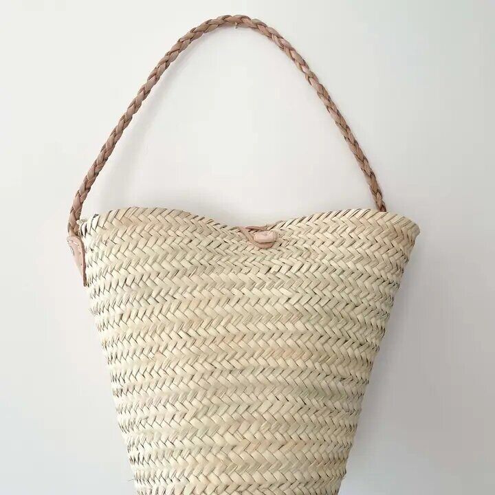 Handgeflochtener Weidenkorb mit geflochtenem Ledergriff – Hoher Aufbewahrungskorb mit Deckel