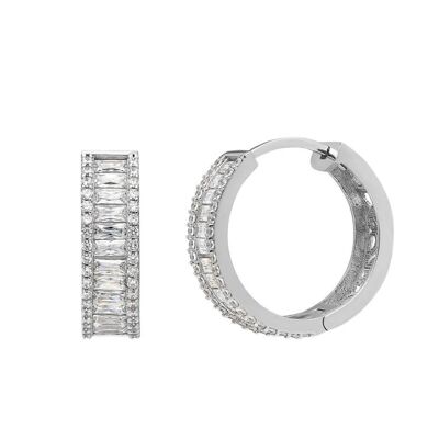Boucles d'oreilles créoles pavées en argent sterling avec zircone cubique baguette