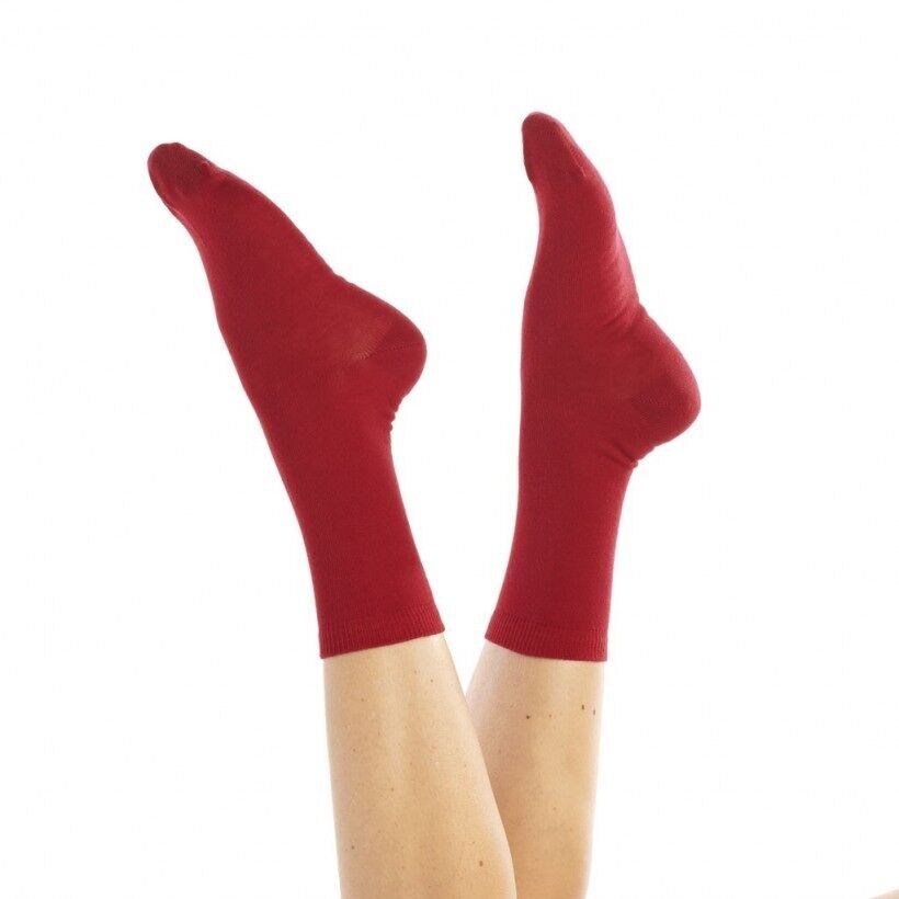 Red organic cotton mid-socks