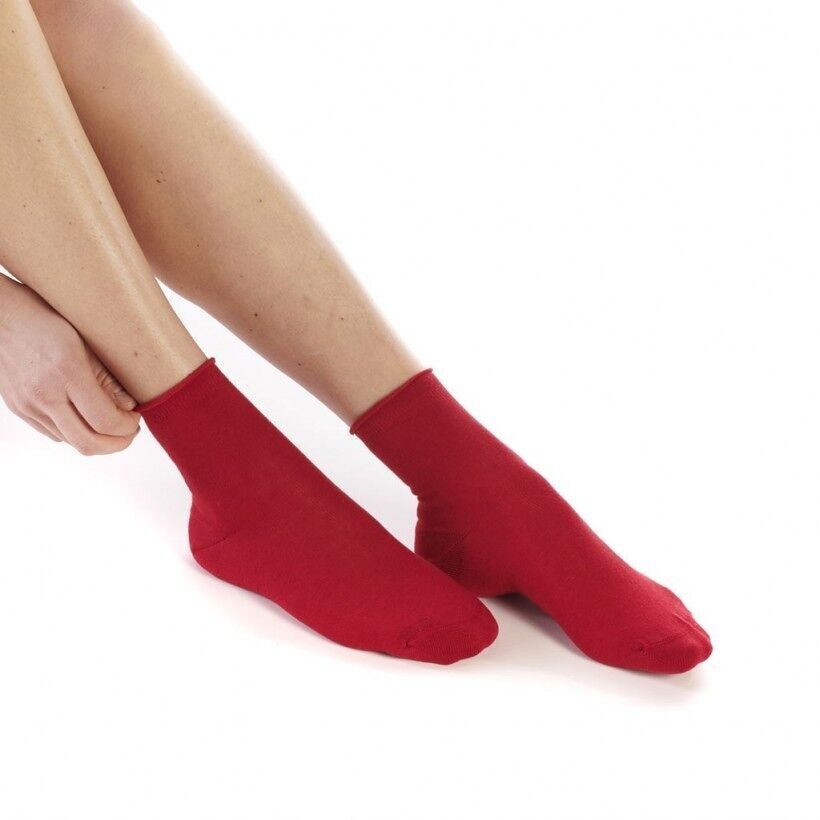 Rote Socken aus Bio-Baumwolle
