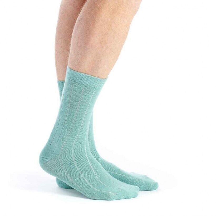 Men's turquoise cashmere socks