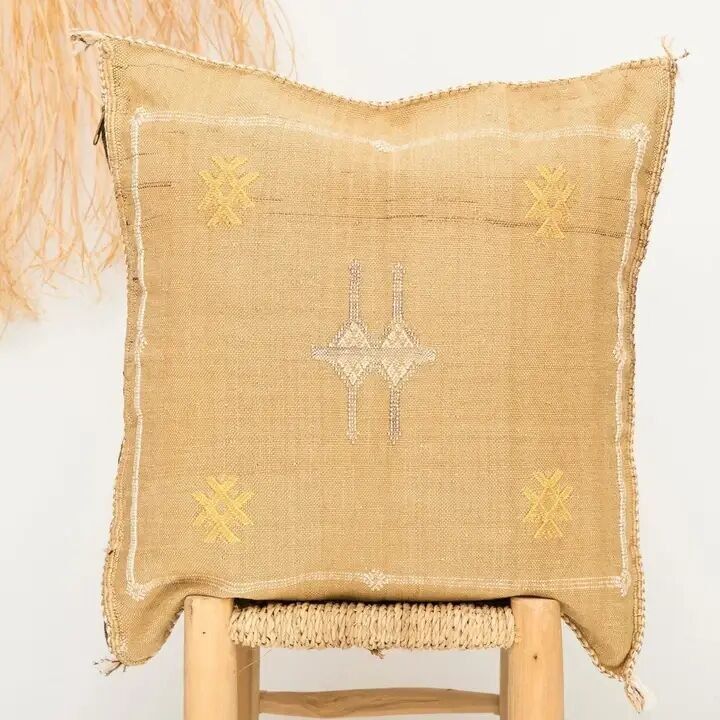 Copri lombare in seta Sabra marrone chiaro - fatto a mano