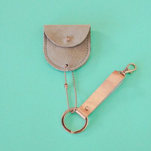 leather keychain taupe