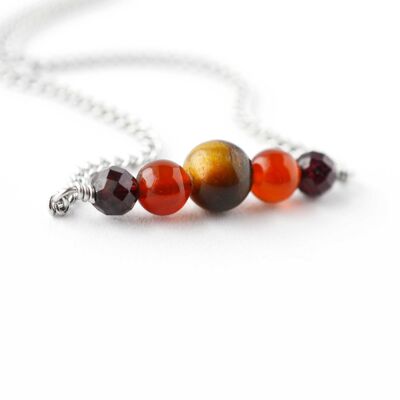 Collana con pietre preziose della fiducia