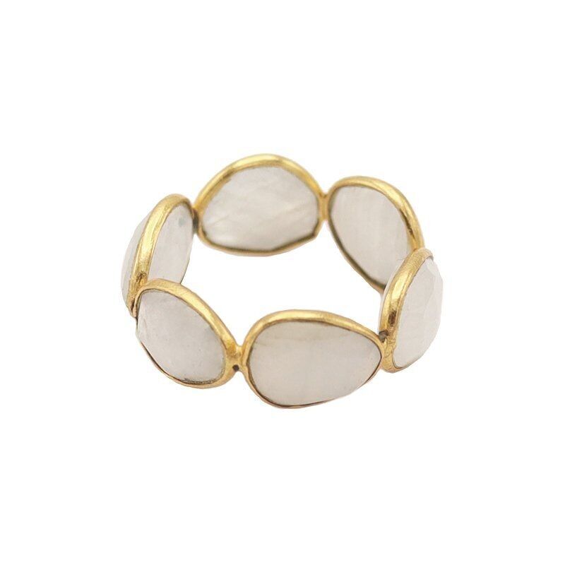 Anello oversize con pietra di luna