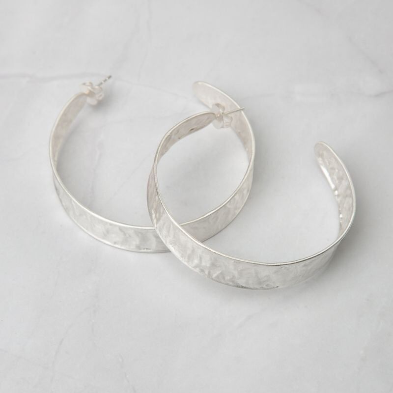 Orecchini a cerchi in argento grandi Kintsugi