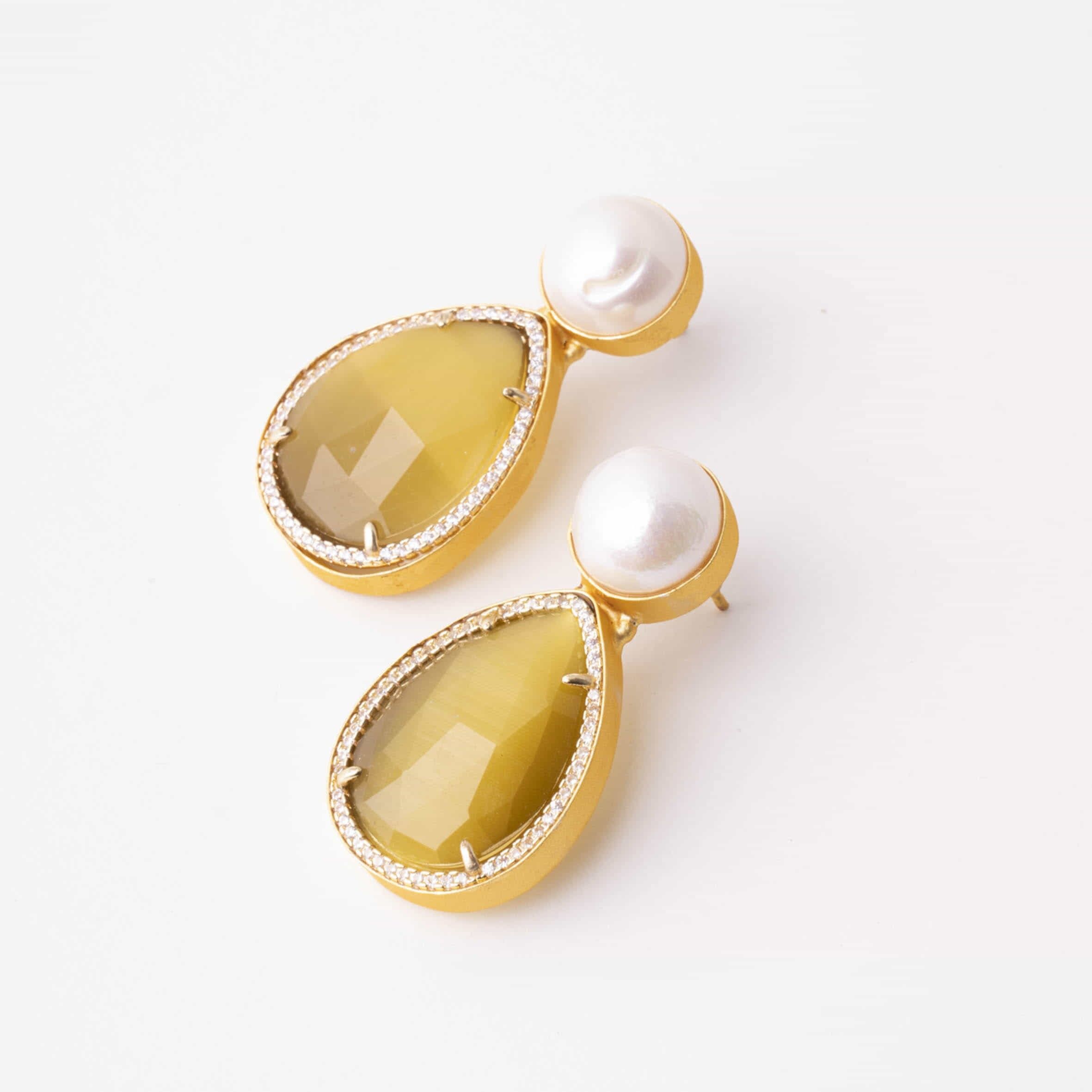 Orecchini Claus Zc Ed. Perla limitata e verde oliva