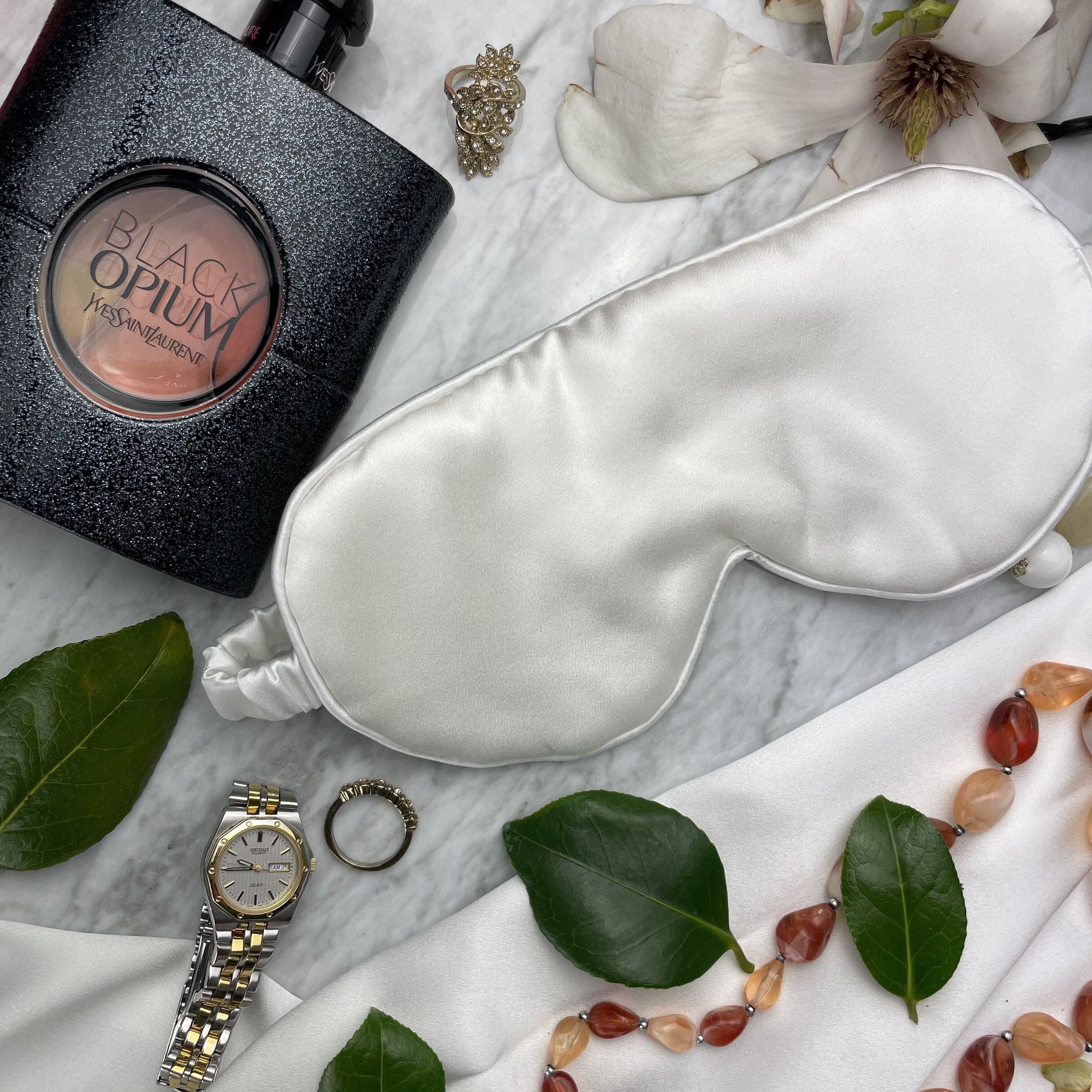 MASCARILLA BLANCA PARA EL SUEÑO X 1 Y CAJA DE REGALO