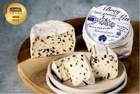 Formaggio - Bray con semi di lino a pezzi