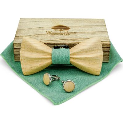 Wooden bow tie "heartwood" maple