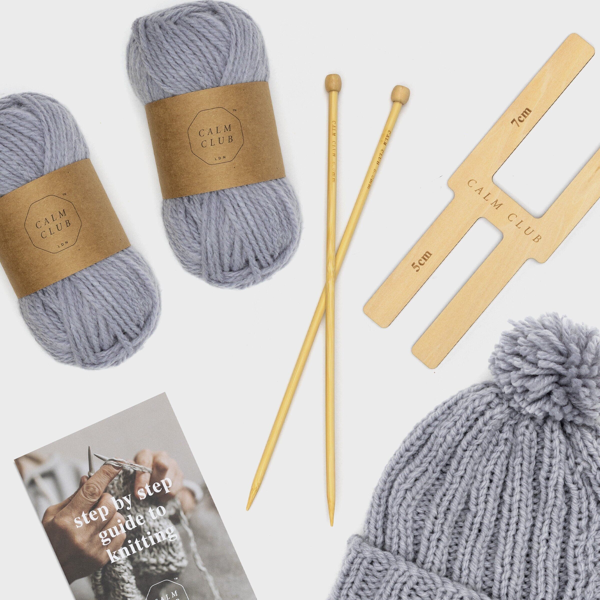 Kit cappello pompon fai da te Calm Club - Maglia accogliente