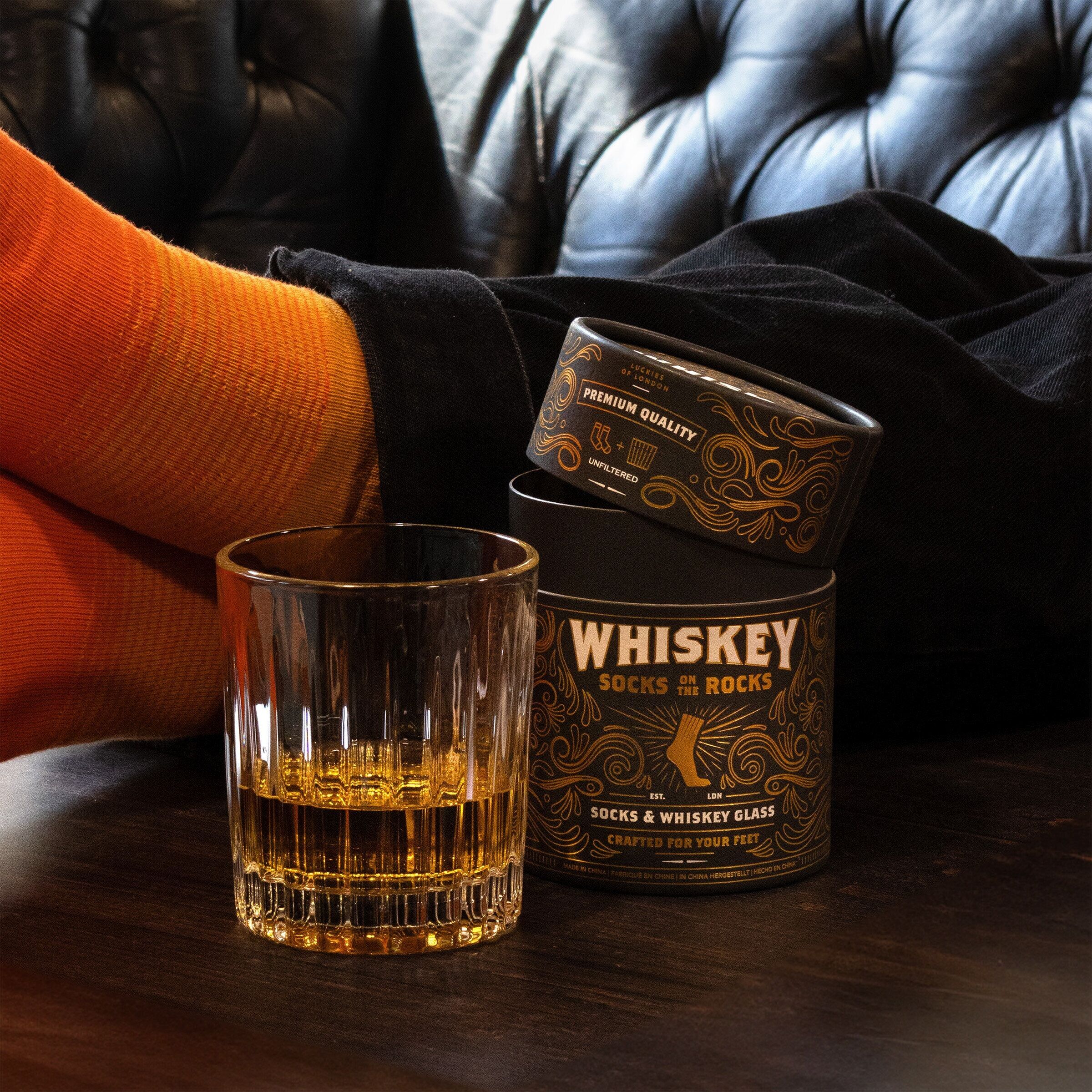 Juego de calcetines y vaso de whisky - Whiskey Socks on the Rocks