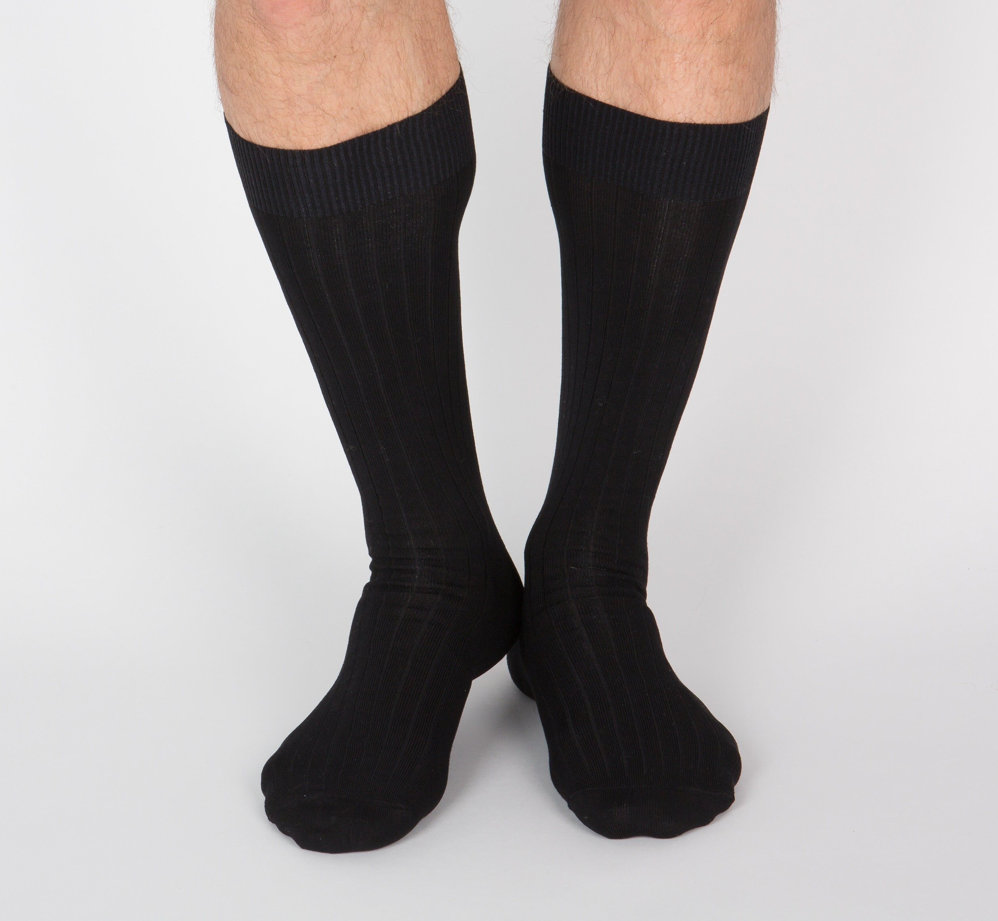 Socken aus schottischem Garn – Lakritzschwarz