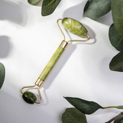 Rodillo facial de doble punta de jade para contornear