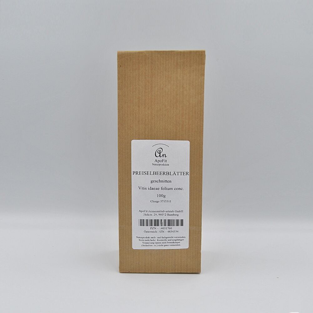 Cortar las hojas de arándano.