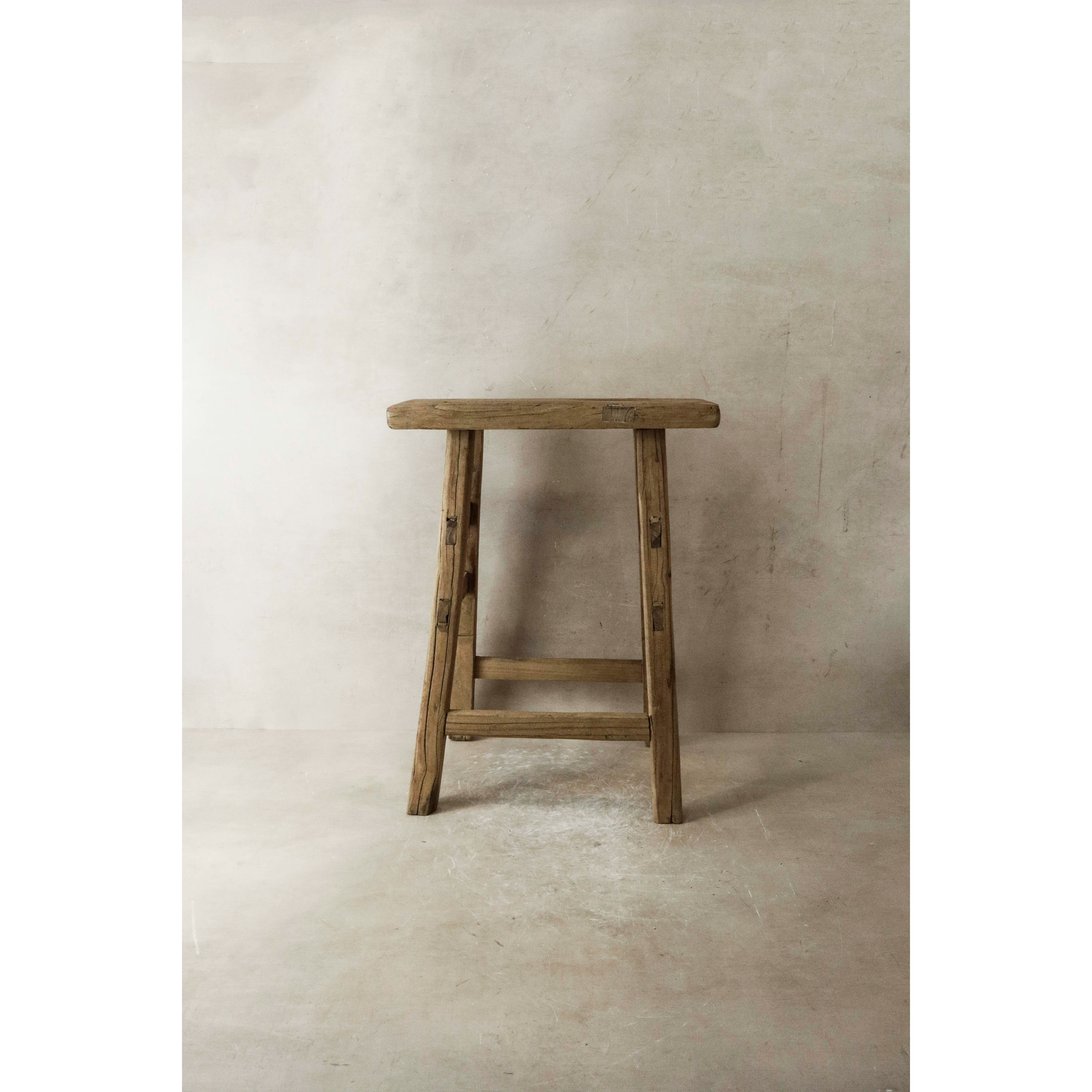 Tabouret rustique vintage en bois d'orme - Moyen - N° 18