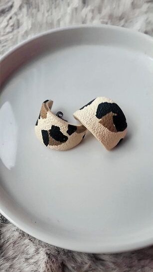 Orecchini a cerchio MEZZA LUNA |  MODELLO LEOPARDO