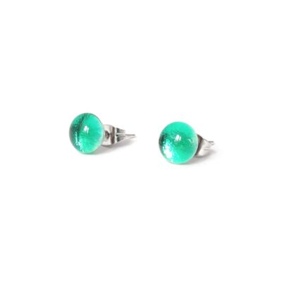 Shiny earrings in emerald green glass