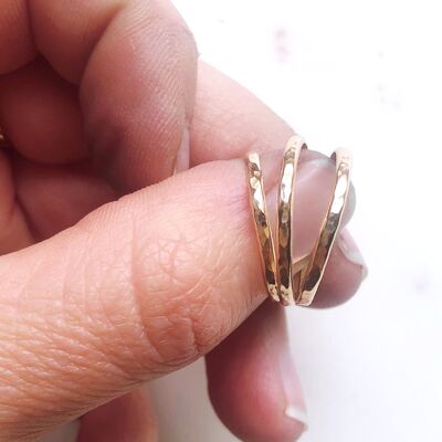Moon structure stacking ring