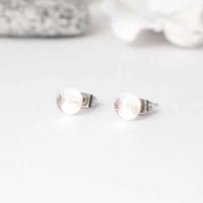 Shiny Glass Diamond Stud Earrings