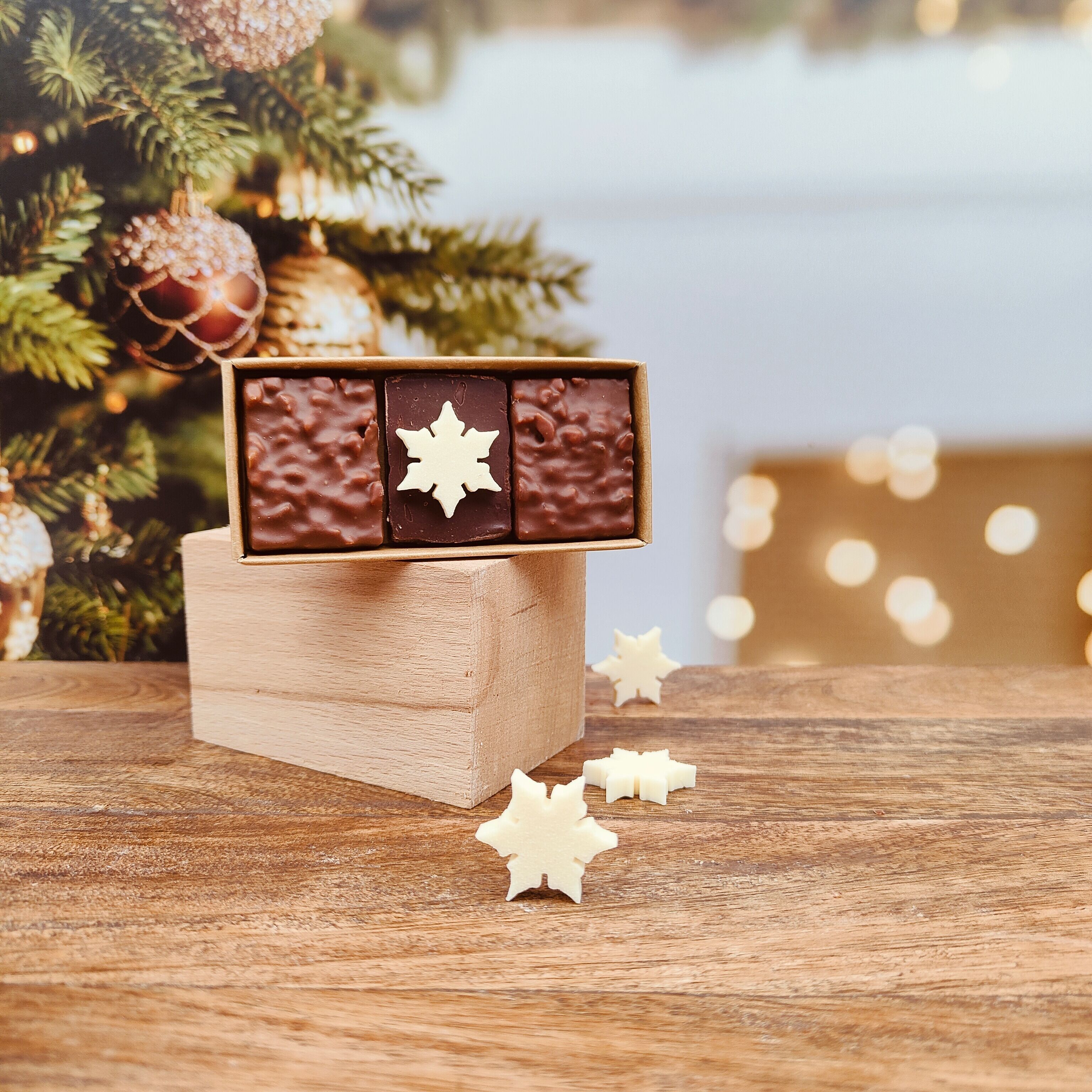 Mini scatola di caramelle natalizie a forma di fiocco di neve - 15 g