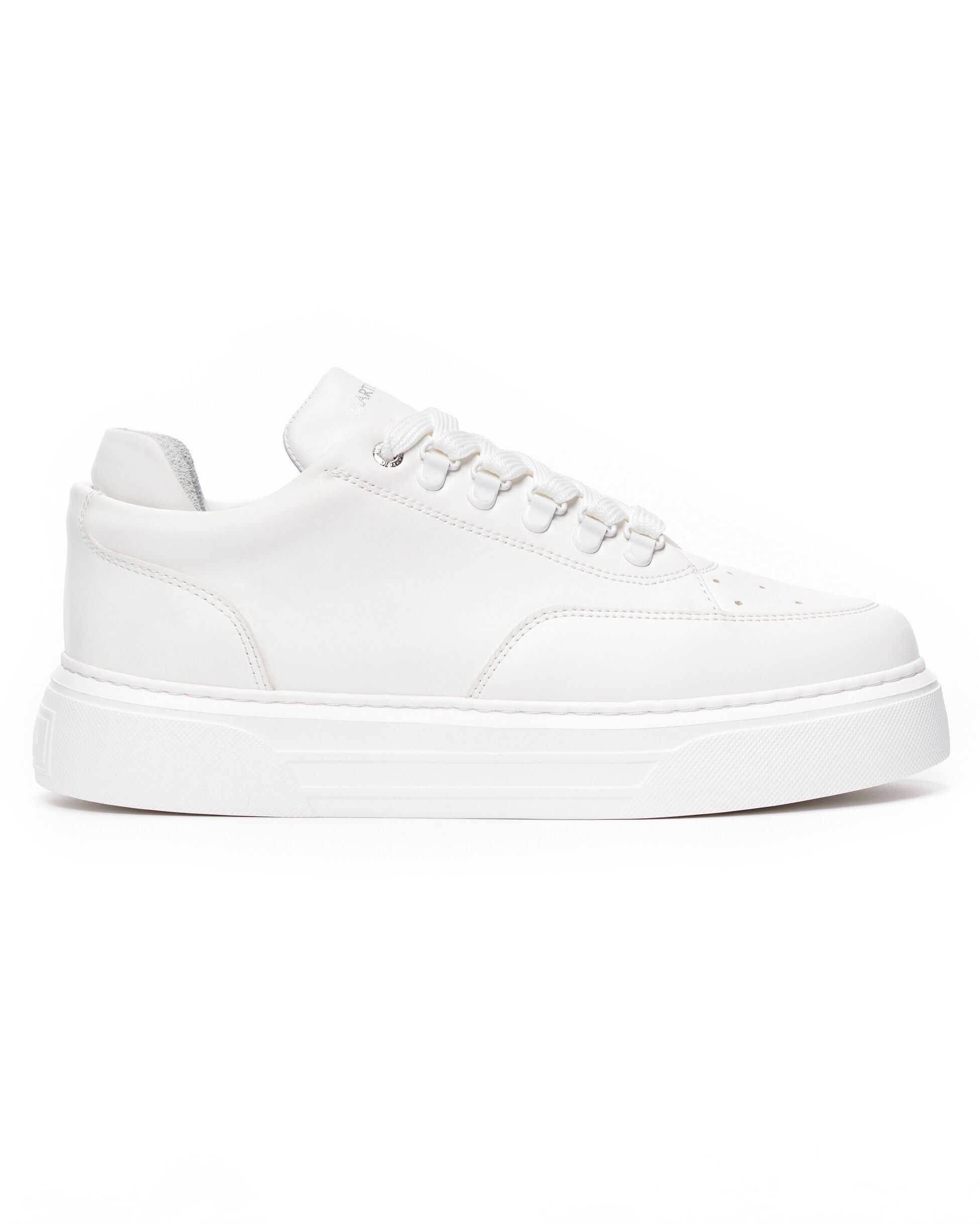 MV Low Top Sneakers Shoes White