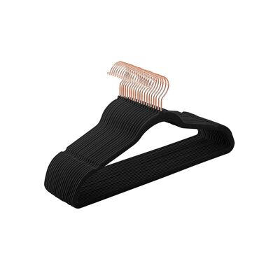 Juego de 20 perchas de terciopelo negro.