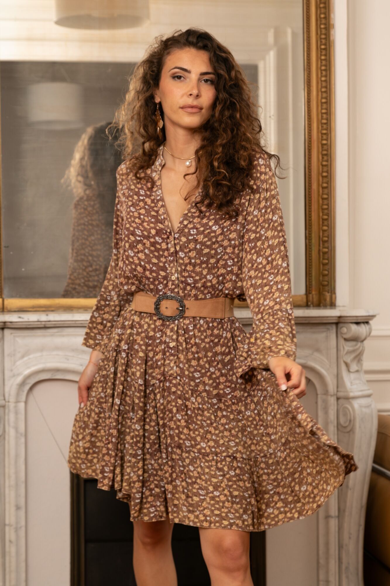 Abito di media lunghezza lavato con vestibilità comoda e svasata