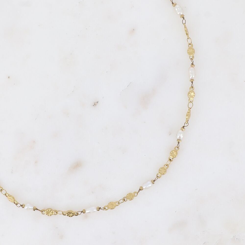 Collar - malla redonda con estrella grabada y perlas de agua dulce