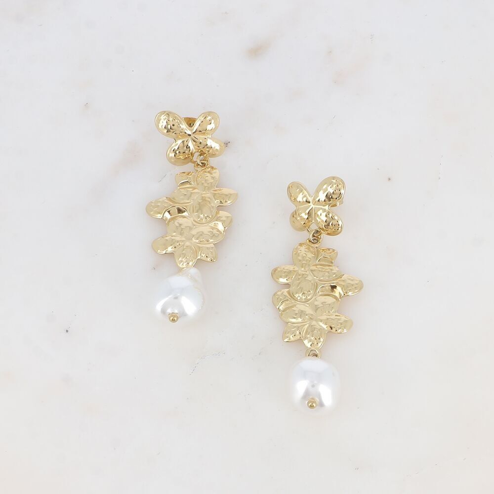 Riccioli pendenti - 2 trifogli granulati e perla in resina bianca