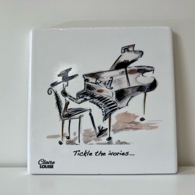 Posavasos de cerámica con diseño de piano