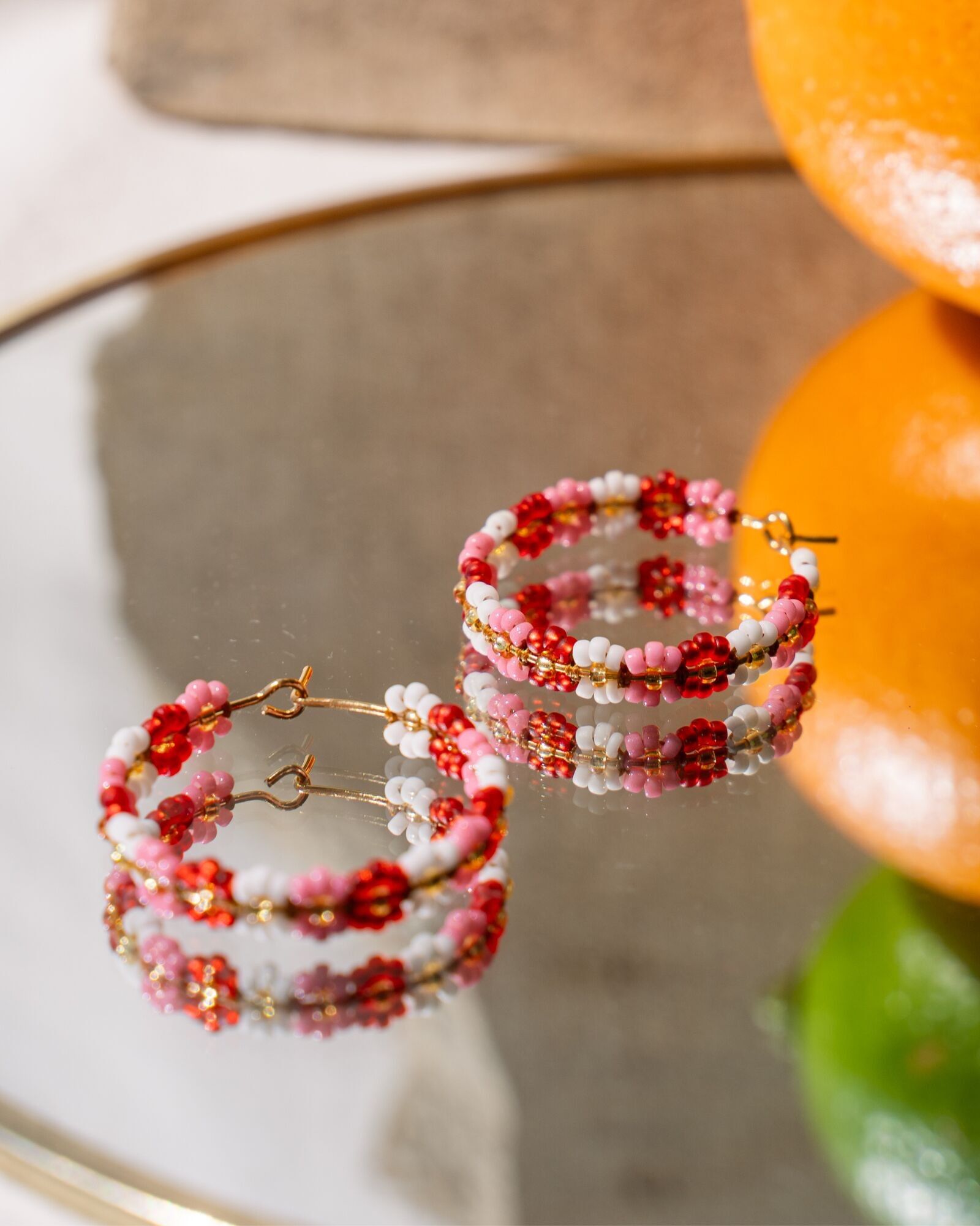 Orecchini creoli - Fiore: rosa/rosso/bianco