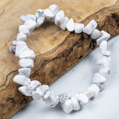 Howlite Chip Bracelet