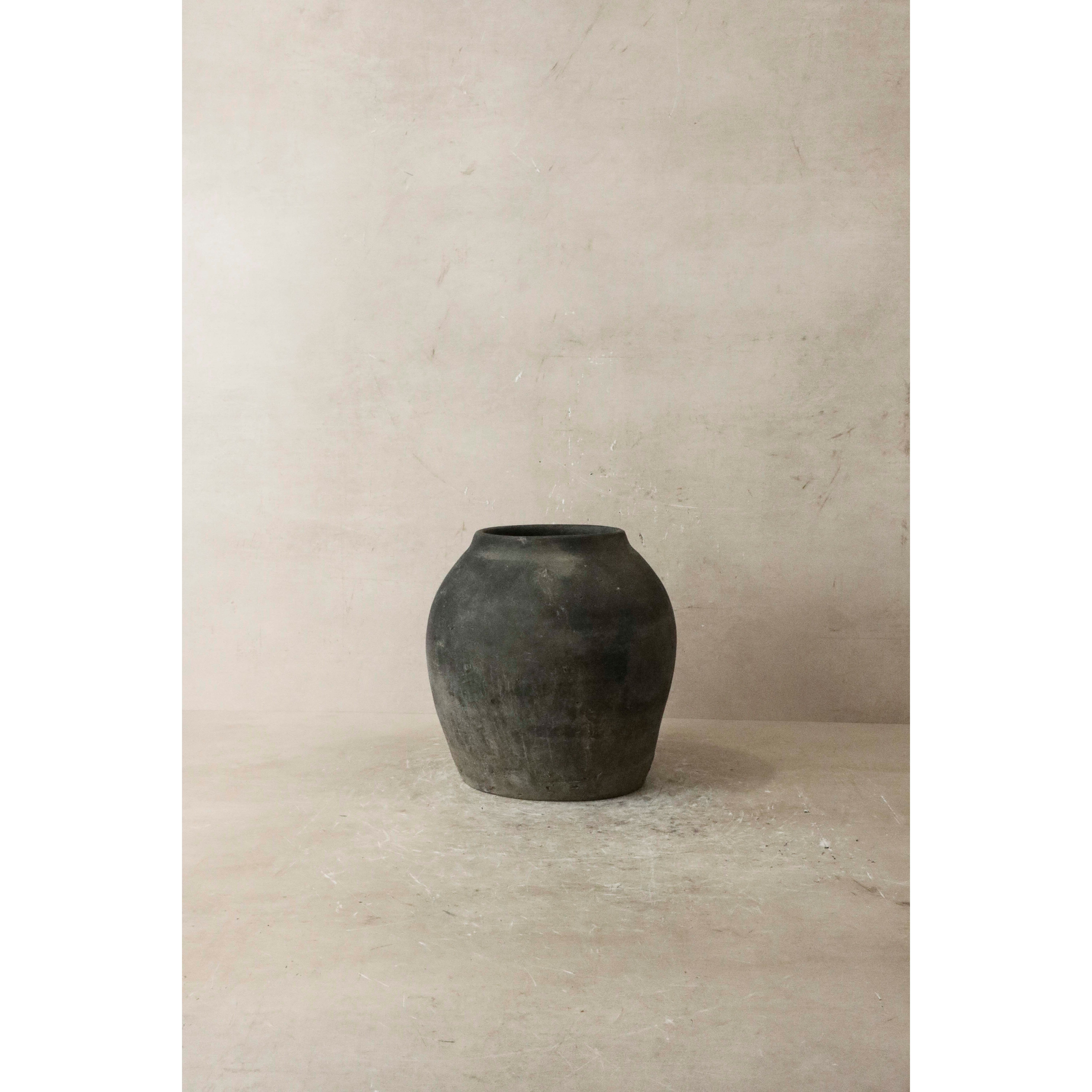 Vintage Dark Pot n° 42