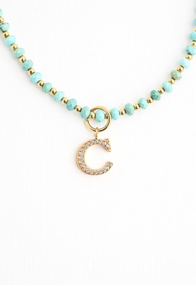 Collana iniziale C con catena di perline turchesi