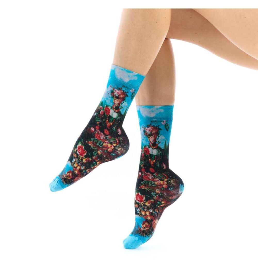 Calzini primaverili con nastro rosso