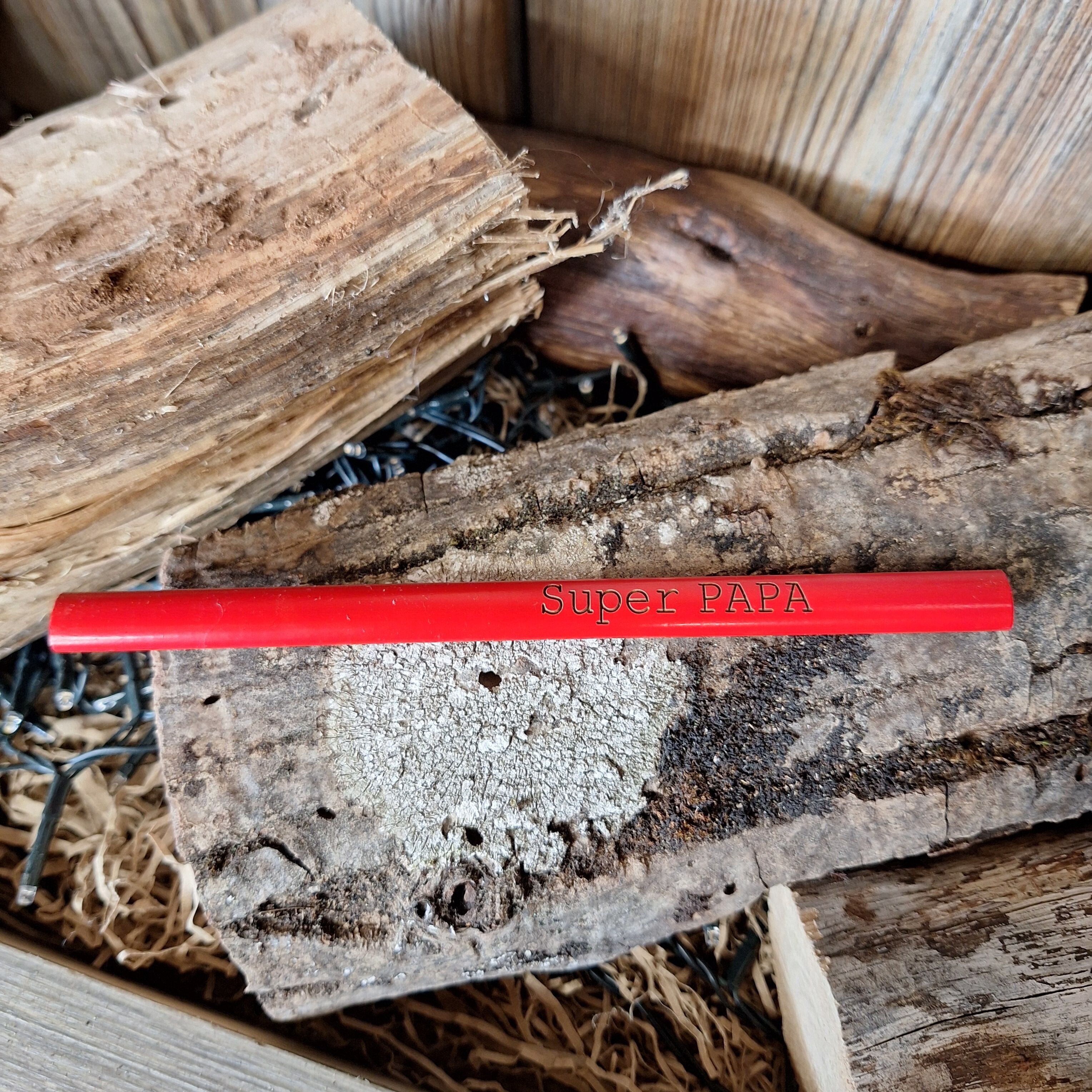 Matita da falegname in legno (idea regalo per la festa del nonno)