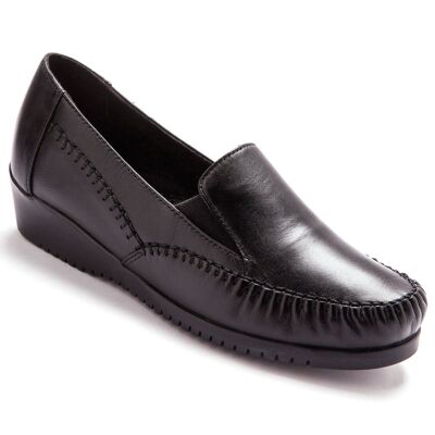 Ultra-soft elasticated leather slip-ons (1004700_0026)