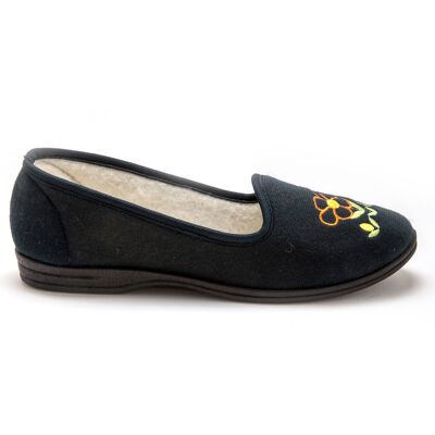 Comfort width embroidered flower ballerinas (1005141_0001)