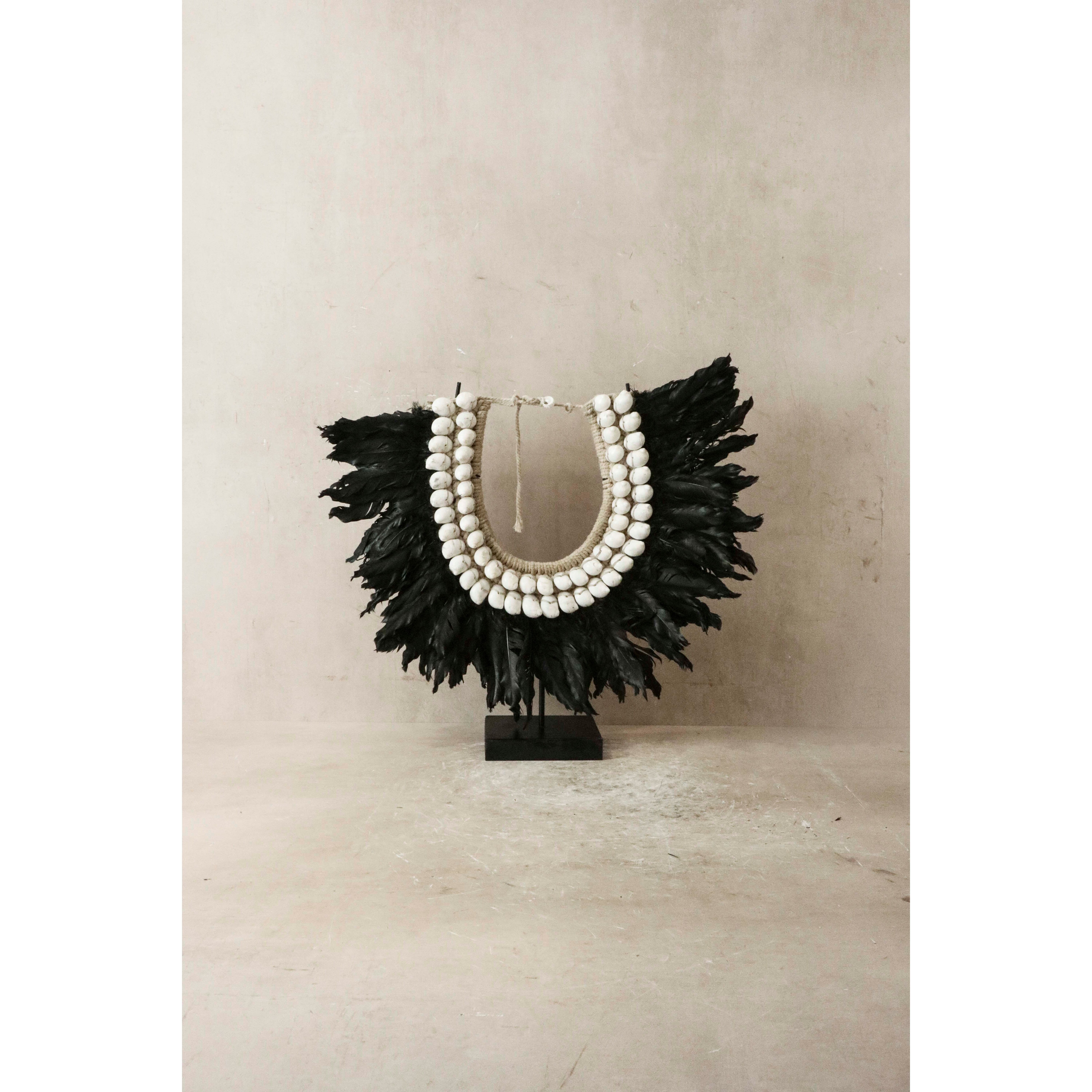Collier en plumes et coquillages fait main - 22.1