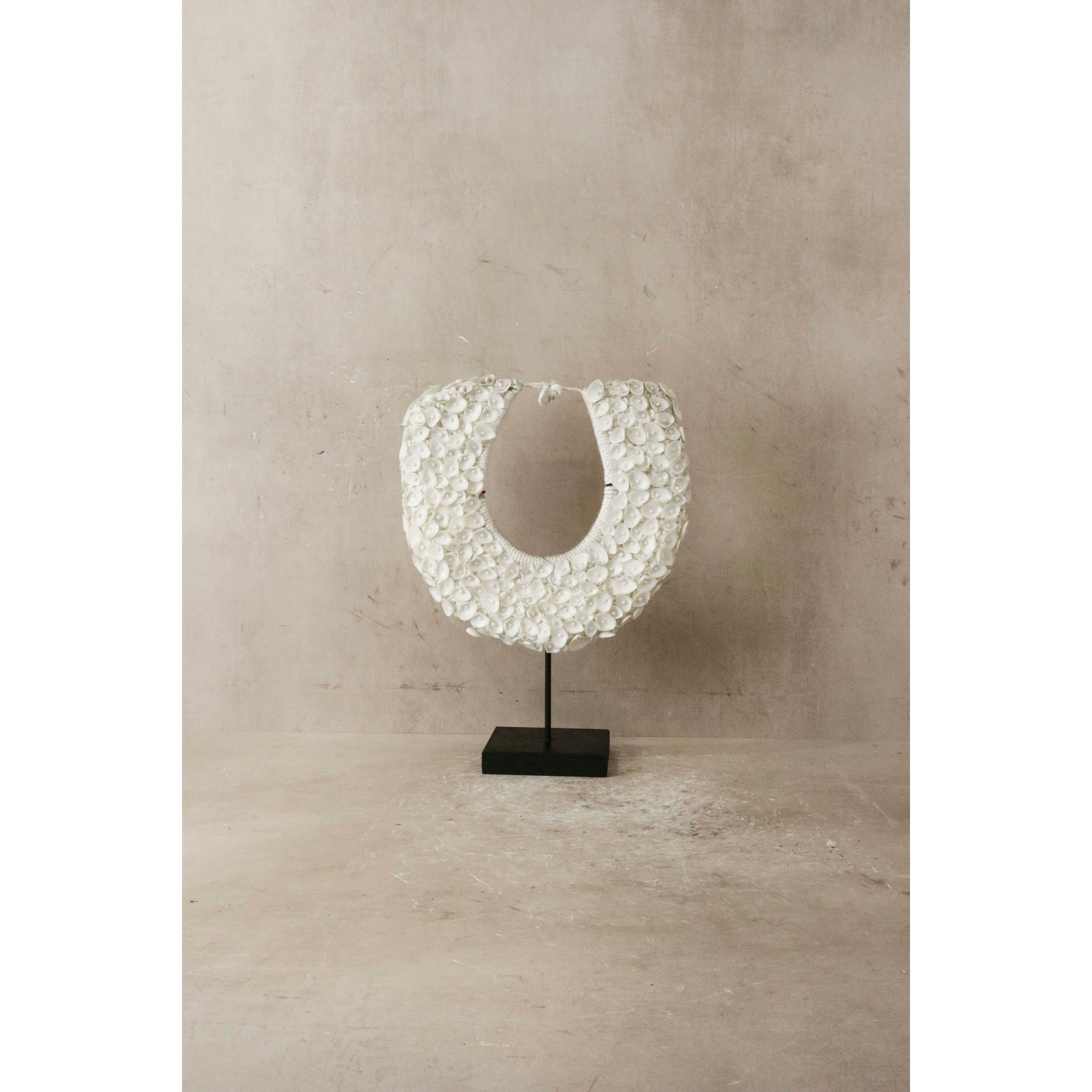 Collar de conchas hecho a mano - 22.2