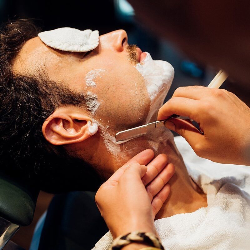 Curso de afeitado (350€ + IVA)