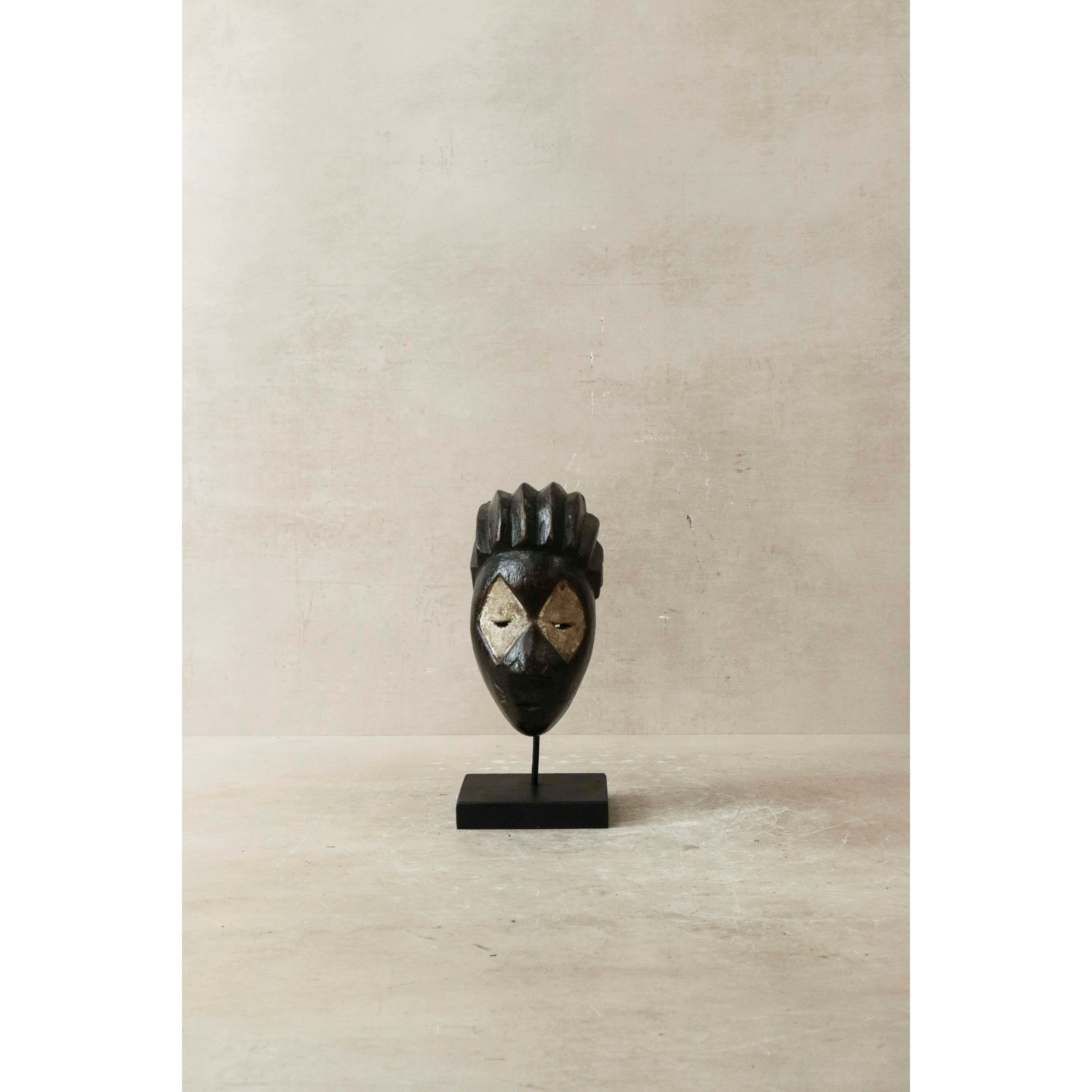 Masque africain sculpté à la main petit - 60.11 X P.